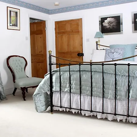 Nocleg ze śniadaniem Little Holtby 5*